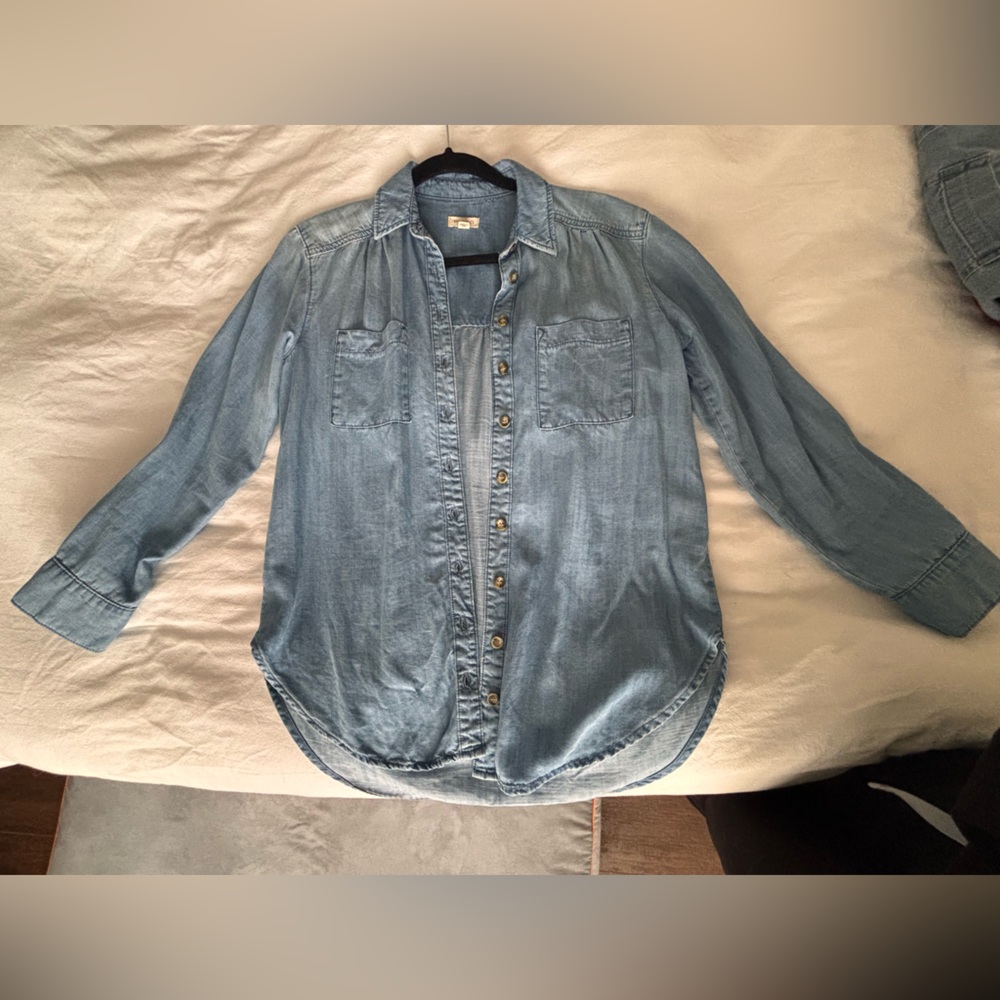 Anthro Pilcro Chambray Button Down Shirt | Soft Denim fits a typical size Small